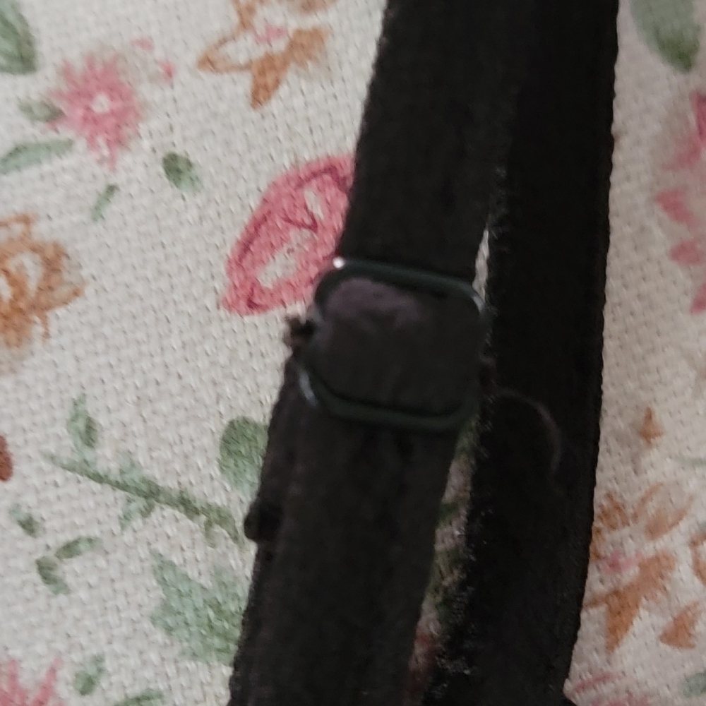Candie's Elegant Black Top with Bow Accent Size Small - Picture 4 of 4